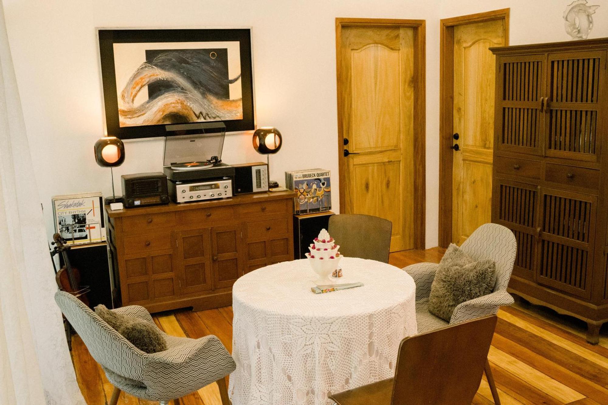 Balai Benedicere Bed & Breakfast Bacnotan Exterior foto